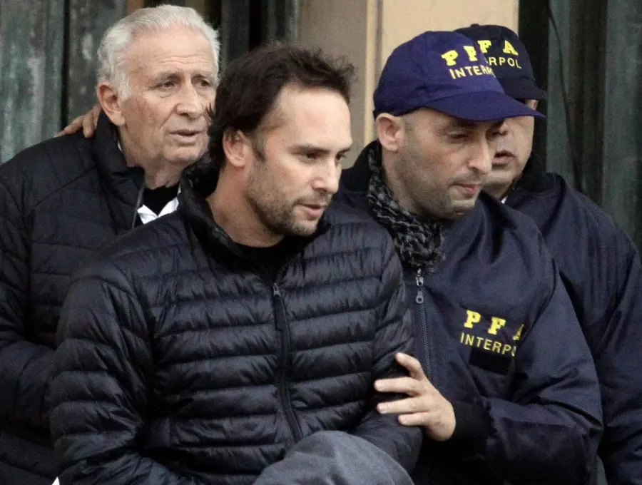 Tras décadas de corrupción, derechos millonarios de Copa América y confesiones con micrófono oculto, los empresarios argentinos detrás de Full Play reconocieron su culpabilidad en el mayor escándalo en la historia de la Fifa. FOTO: AFP