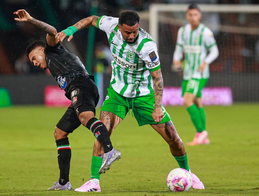 Imagen de uno de los últimos encuentros entre Nacional y Once Caldas, en la que aparece Edwin Cardona. FOTO MANUEL SALDARRIAGA