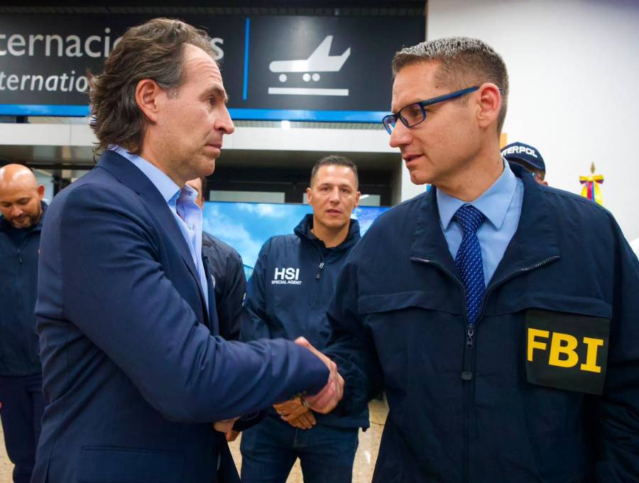 El alcalde Federico Gutiérrez presentó la Task Force Medellín 2026, una fuerza de tarea que reúne a FBI, HSI, US Marshals, Interpol y Migración Colombia para operar entre el 28 de julio y el 10 de agosto.