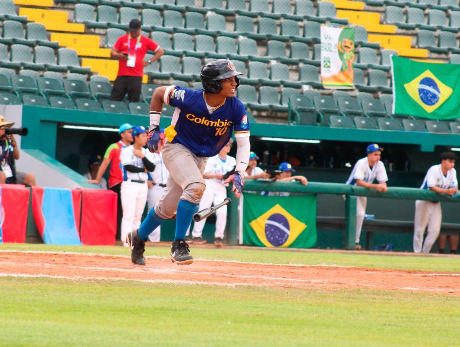Los beisbolista colombianos son favoritos para quedarse con pelear por un puesto en el podio del torneo que se juega en Panamá. Foto: Cortesía Comité Olímpico Colombiano