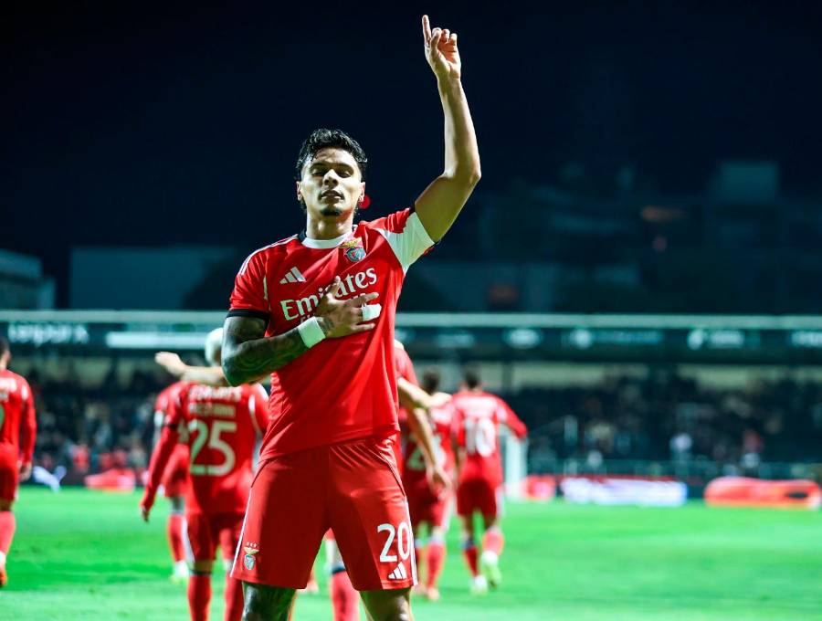 Richard Ríos acumula 4 goles y 5 asistencias con Benfica en la temporada 2025/26. FOTO: <b>GETTY</b>