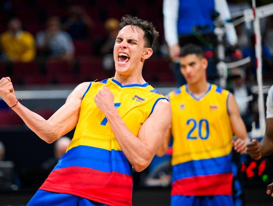 Andrés Piza celebra uno de los puntos logrados con Colombia en el Mundial de Filipinas. FOTO CORTESÍA Volleyball World