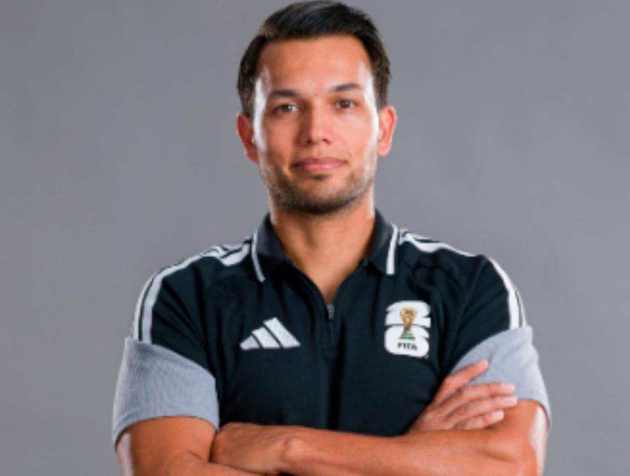 El árbitro colombiano Nicolás Gallo estuvo presente en el primer partido del Mundial, en el que se enfrentaron México y Sudáfrica. Foto: tomada de X