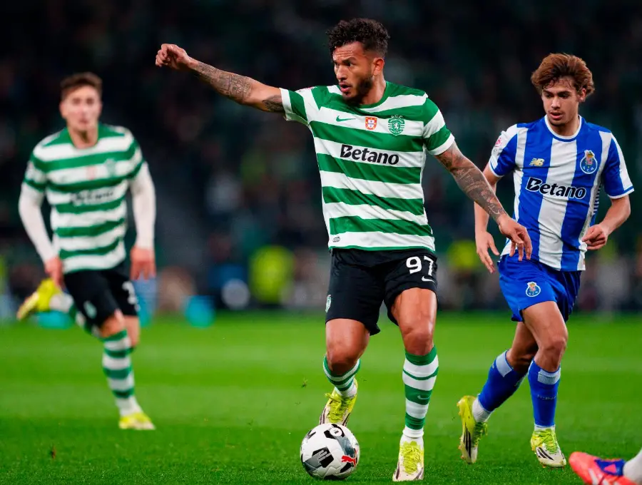 Luis Javier Suárez en el partido de la polémica, donde el Sporting Lisboa venció 1-0 a Porto. FOTO: Getty