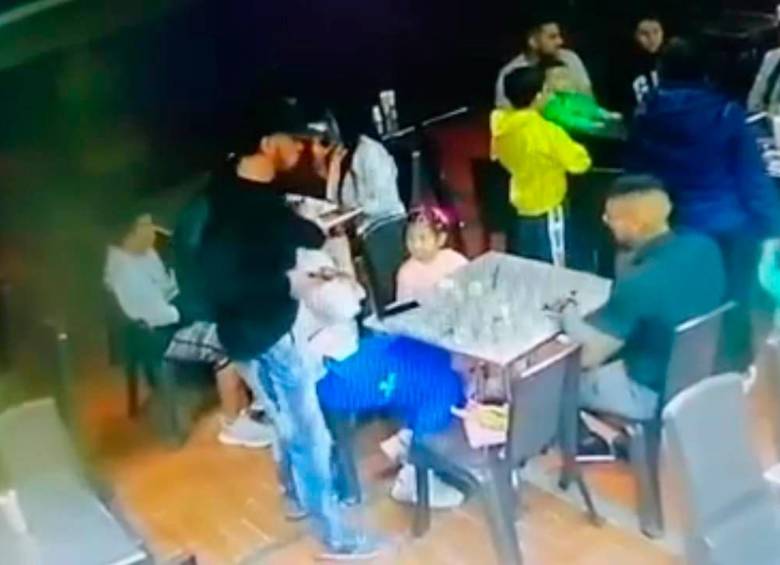El atraco fue cometido el pasado viernes 13 de enero en el oriente de Medellín. IMAGEN TOMADA DEL VIDEO DENUNCIAS ANTIOQUIA