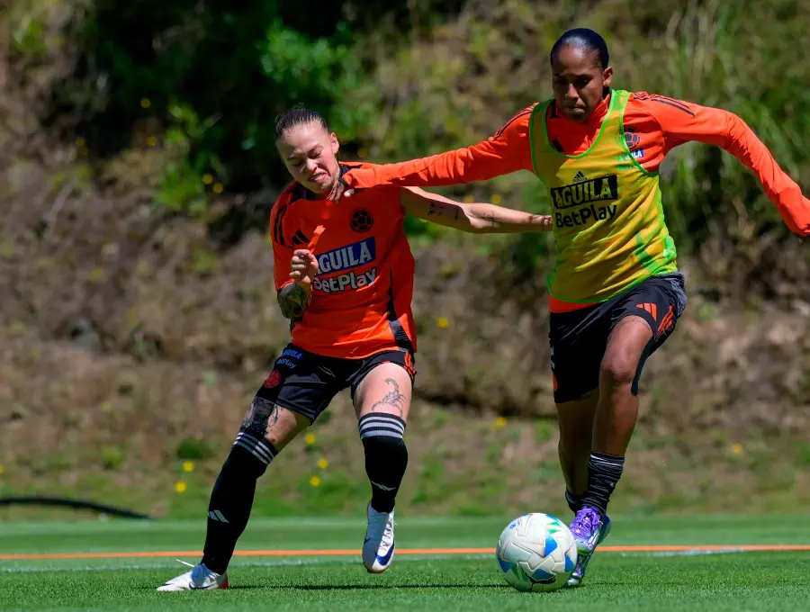 Ana María Guzmán y Mary José Álvarez son dos de las caras nuevas que tiene el equipo Tricolor en la Copa América. <span class="mln_uppercase_mln">FOTO</span> <b><span class="mln_uppercase_mln">cortesía fcf</span></b>