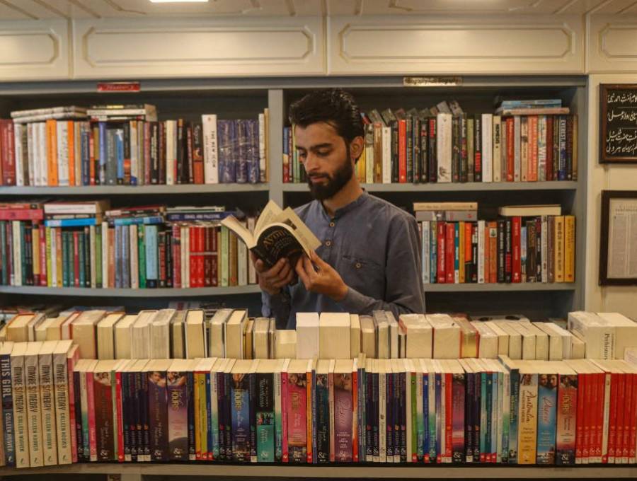 Conozca una selección de los mejores escritores que representan a las letras indias, disponibles en español o reconocidos por su influencia universal. FOTO AFP