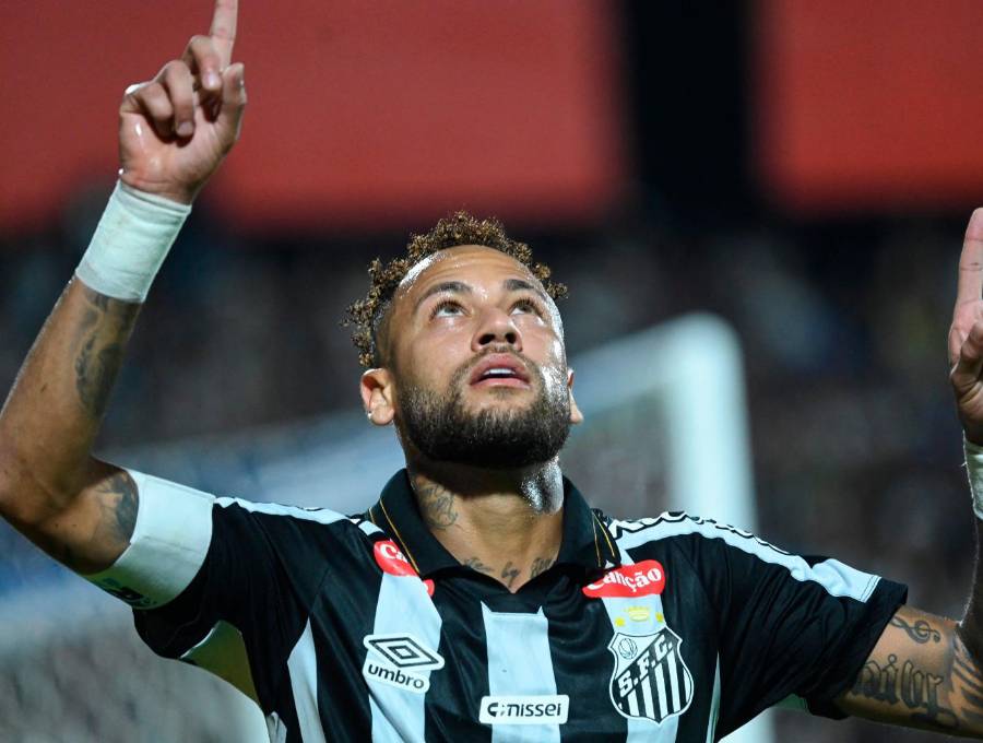Neymar Junior busca ir a la Copa del Mundo 2026 con la selección brasileña. FOTO: <b>AFP</b>