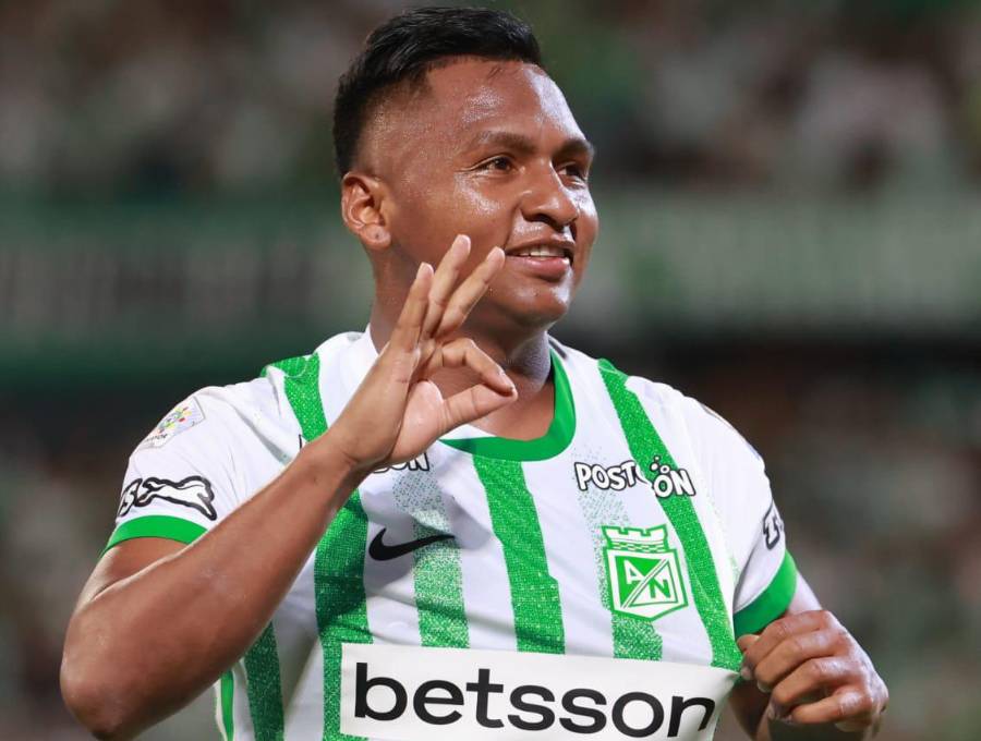 Alfredo Morelos, jugador cedido a Atlético Nacional, fue citado por el Santos para presentarse en la pretemporada, sin embargo, el jugador se ha negado y ha acusado al club brasilero de una deuda. Foto: Manuel Saldarriaga Quintero