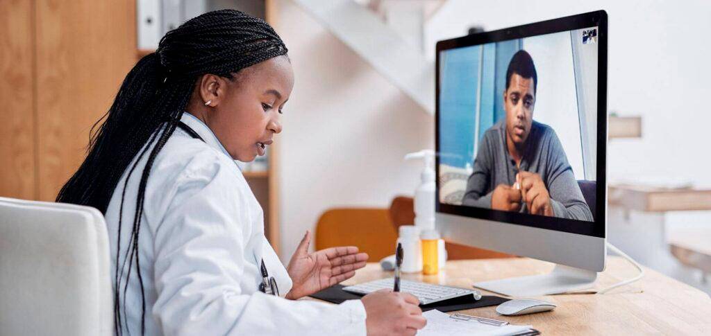 La primera Mega Feria Virtual del Empleo de Adecco Colombia ofrecerá más de 4.000 vacantes en todo el país, con franjas regionales y asesoría personalizada. FOTO: GETTY