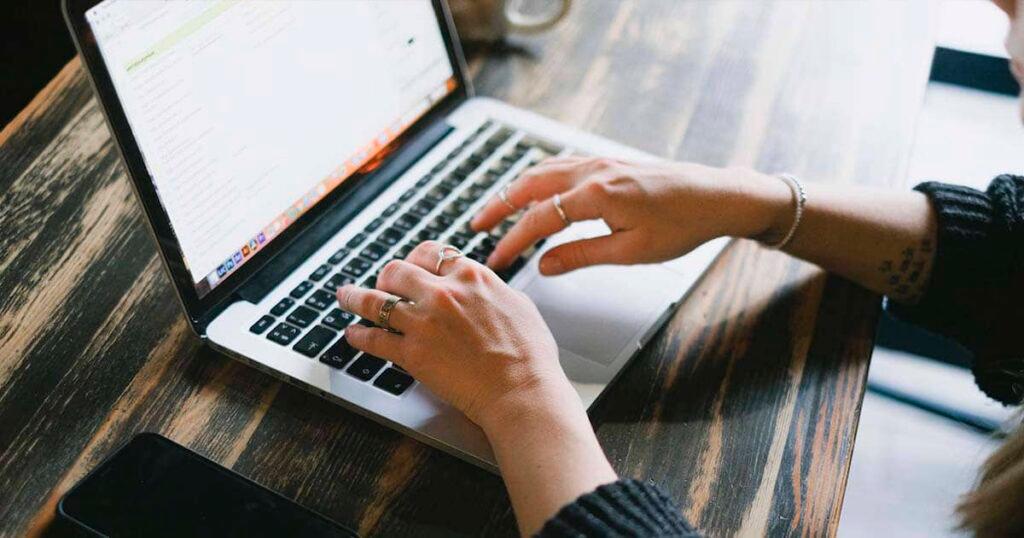 Estas ofertas están en el portal de Magneto Empleos, el cual posee alrededor de 190.000 vacantes más. FOTO: GETTY