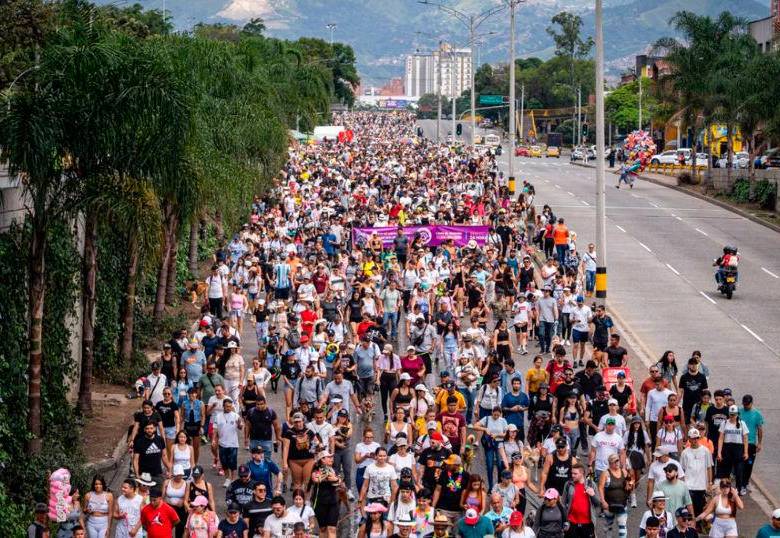 Esta es la historia de la Caminata canina y de mascotas de la Feria de las Flores