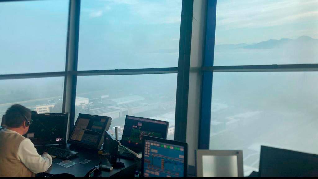 La niebla en el aeropuerto obligó a la cancelación de 66 vuelos que tenía programados la aerolínea Avianca. FOTO CORTESÍA 