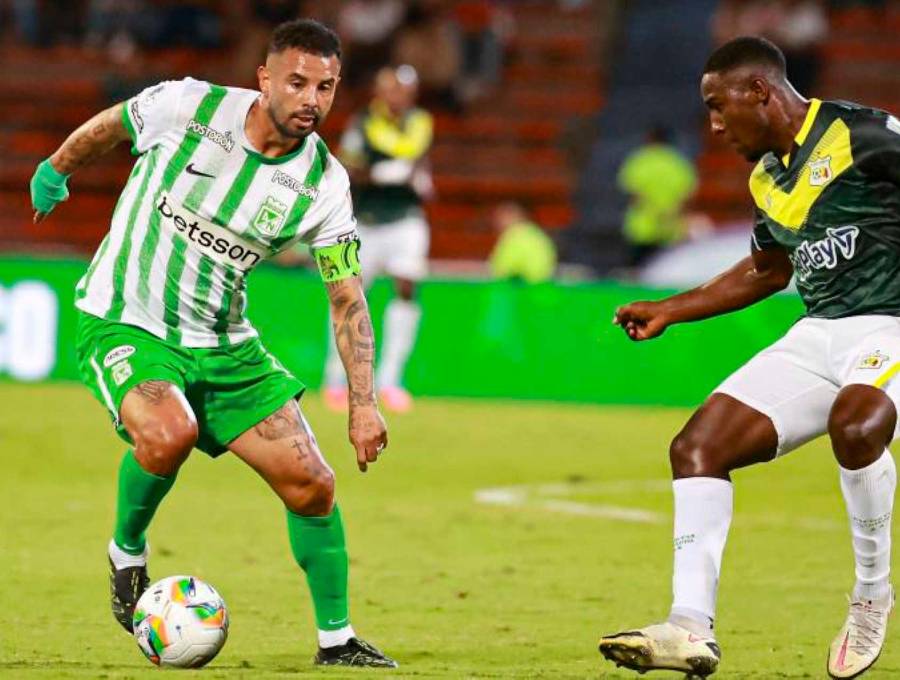 Edwin Cardona sería titular con Atlético Nacional en el Centenario, en el duelo de vuelta por los octavos de final de la Copa Betplay, ante el Deportes Quindío. FOTO MANUEL SALDARRIAGA