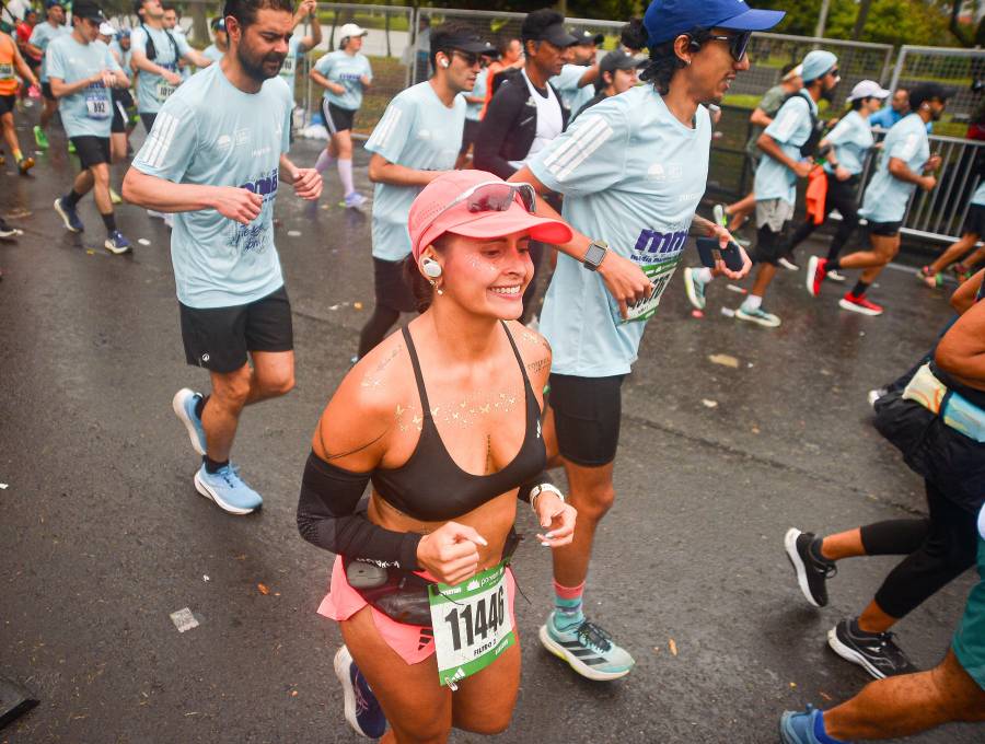 Bogotá. Julio 26 de 2026. Imagen de la Media Maratón de Bogotá 2026, en la que miles de atletas corrieron por las calles de la capital en la carrera más importante de la ciudad. (Colprensa - Lina Gasca)