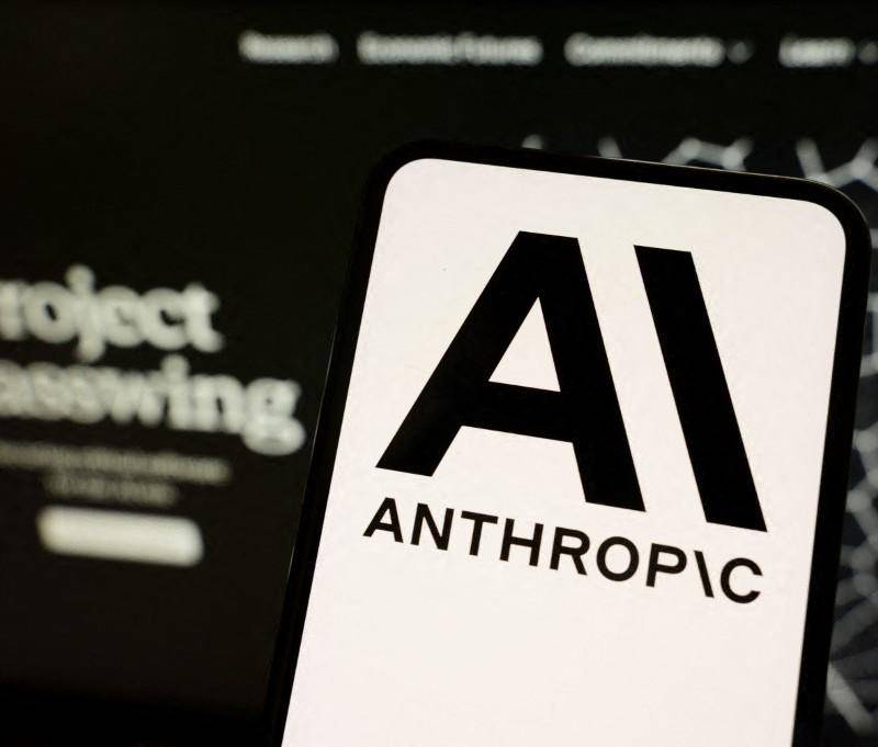 Anthropic creó una IA tan poderosa para detectar fallos de seguridad que decidió no hacerla pública. FOTO: AFP