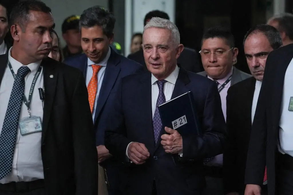 El ex presidente Álvaro Uribe Vélez renunció a su prescripción. FOTO: AFP