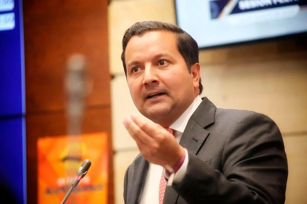 David Luna renunció a su curul en el Senado, y también al partido Cambio Radical, para ser candidato presidencial. FOTO: Colprensa