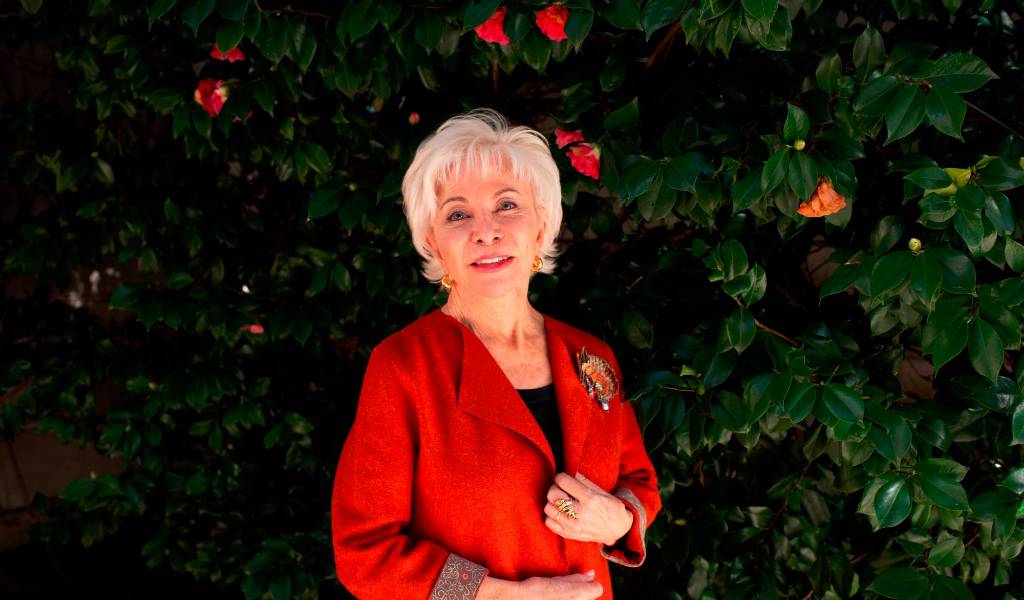 Isabel Allende tiene números asombrosos en el mundo editorial de América Latina. Su más reciente novela promete ser uno de los hits de 2023. Foto: Cortesía Lori Barra.