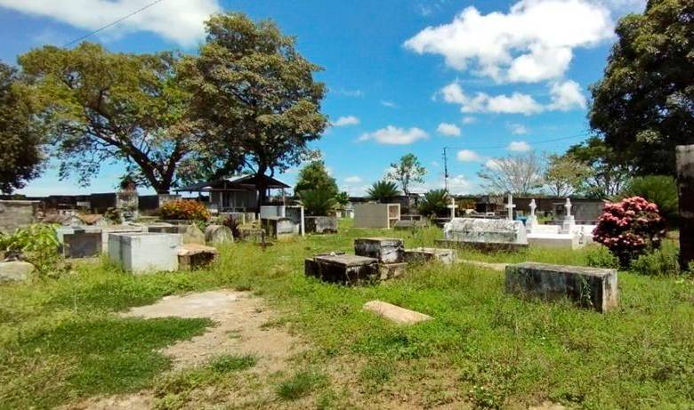 Este es uno de los cementerios veredales donde se presume hay cuerpos sin identificar. Foto: Cortesía Gobernación de Antioquia. 
