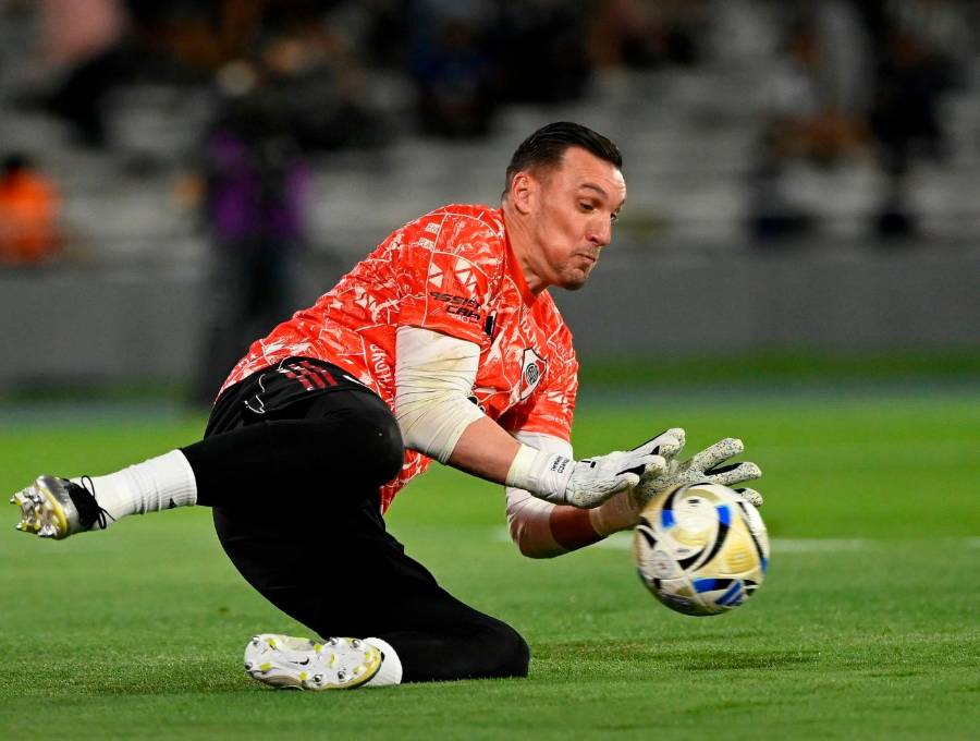 El arquero Franco Armani, de 39 años, no cuenta con un buen presente en River Plate, ya que en la temporada suma una sola aparición, en la derrota 1-0 ante Vélez Sarsfield, en febrero pasado. FOTO GETTY 