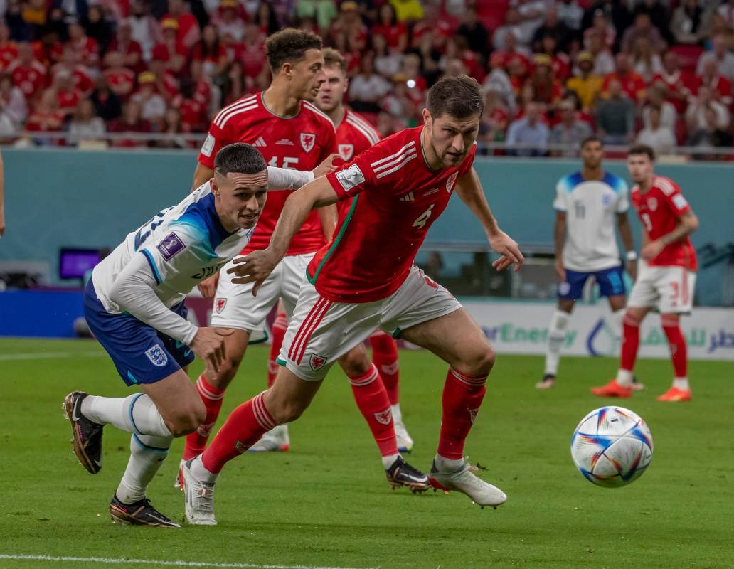 Inglaterra goleó 3-0 a Gales y lideró su zona con 7 puntos. FOTO: JUAN ANTONIO SÁNCHEZ