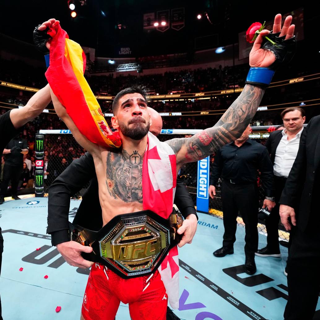 Es el primer español que logra un título mundial de la UFC. FOTO tomada de ‘X’: @UFC