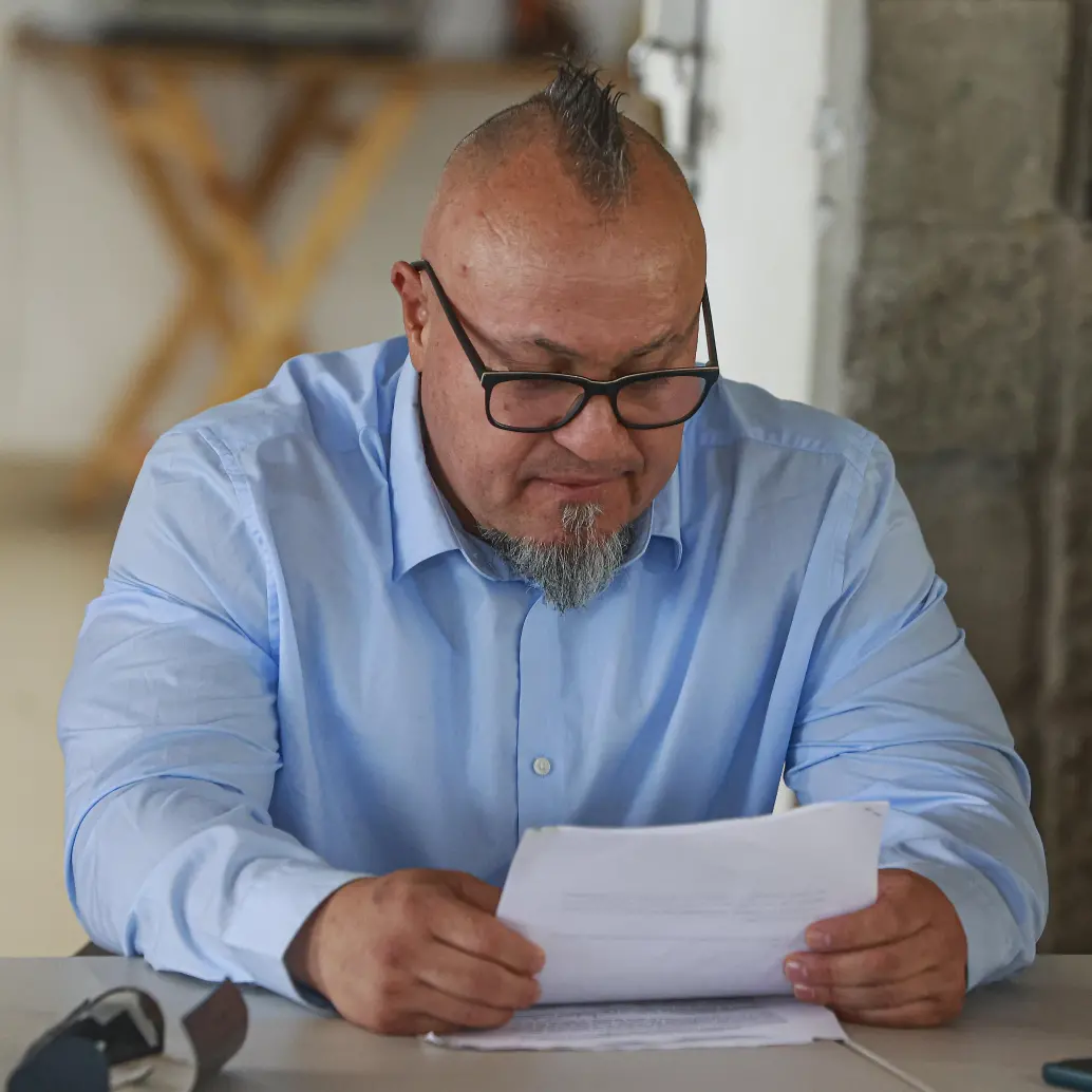 Freyner Alfonso Ramírez García, alias Carlos Pesebre, vocero de la mesa de diálogos de las bandas de Medellín y el gobierno nacional. Foto: Manuel Saldarriaga Quintero.