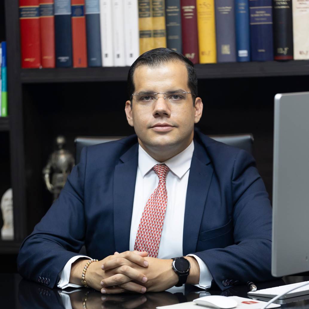 Santiago Trespalacios es abogado penalista, profesor universitario y asesor internacional. <span class="mln_uppercase_mln">FOTO</span> <b><span class="mln_uppercase_mln">@SoyDefensor_</span></b>