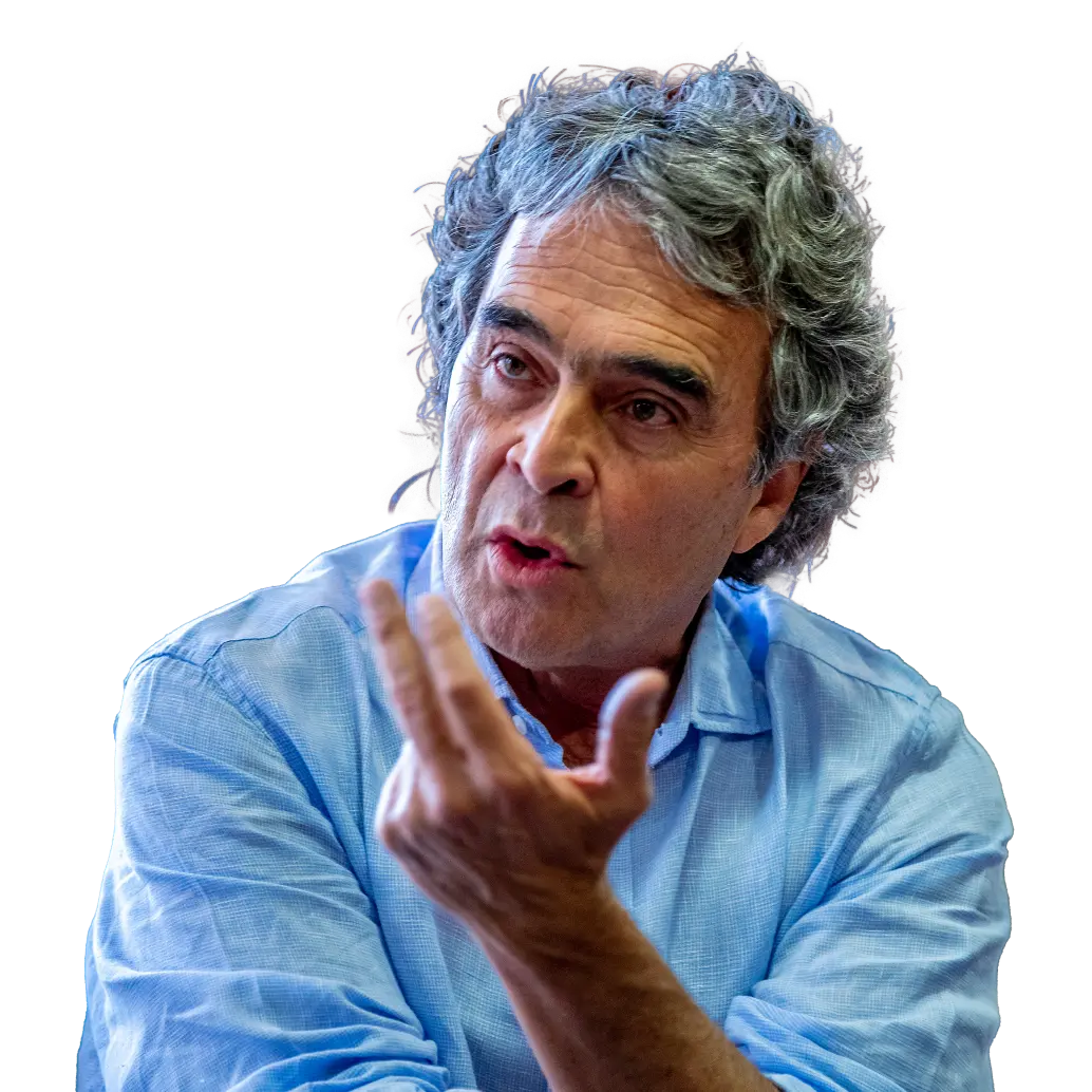 <p>Luego de dedicarse a una campaña electoral difícil por el impulso de los extremos ideológicos, el exalcalde de Medellín habló de lo que hará ahora y su posición previa a la segunda vuelta. <b><span class="mln_uppercase_mln"> </span></b></p><p>FOTO<b><span class="mln_uppercase_mln"> Juan Antonio Sánchez</span></b></p>