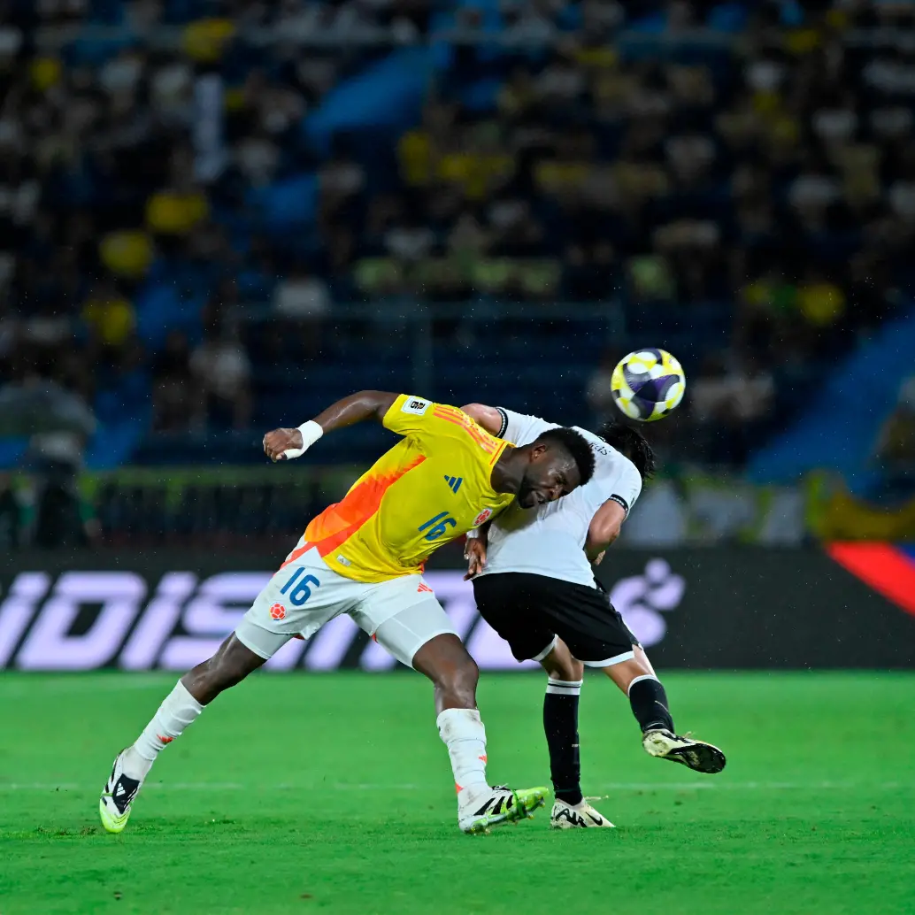 En la imagen aparece Jéfferson Lerma, uno de los jugadores disponibles del técnico Néstor Lorenzo para el duelo de este martes frente a Venezuela, selección que se juega la posibilidad del repechaje. FOTO GETTY