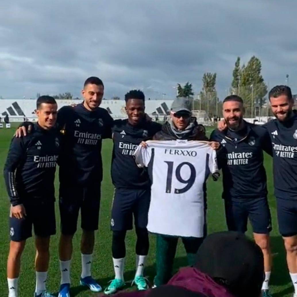 Feid compartiendo con los futbolistas del Real Madrid. FOTO CAPTURA DE PANTALLA