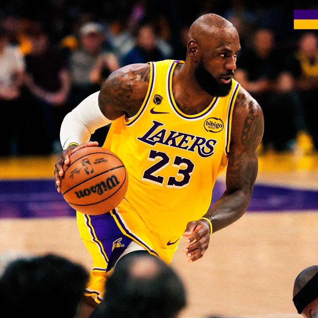 LeBron James lideró a los Lakers al 3-0 parcial ante Houston. Ningún equipo en la historia de la NBA ha superado un 3-0 en contra. FOTO: <b>X LAKERS</b>