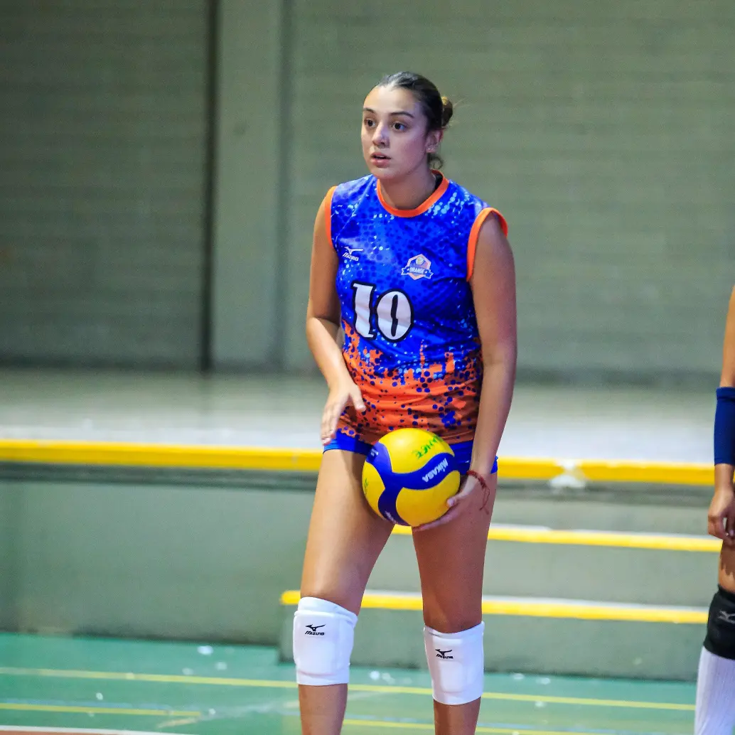 Juanita comenzará el grado 12 en agosto para finalizar en mayo de 2026 y seguir estudiando una carrera profesional en una universidad estadounidense. Foto: Juan Camilo Suárez