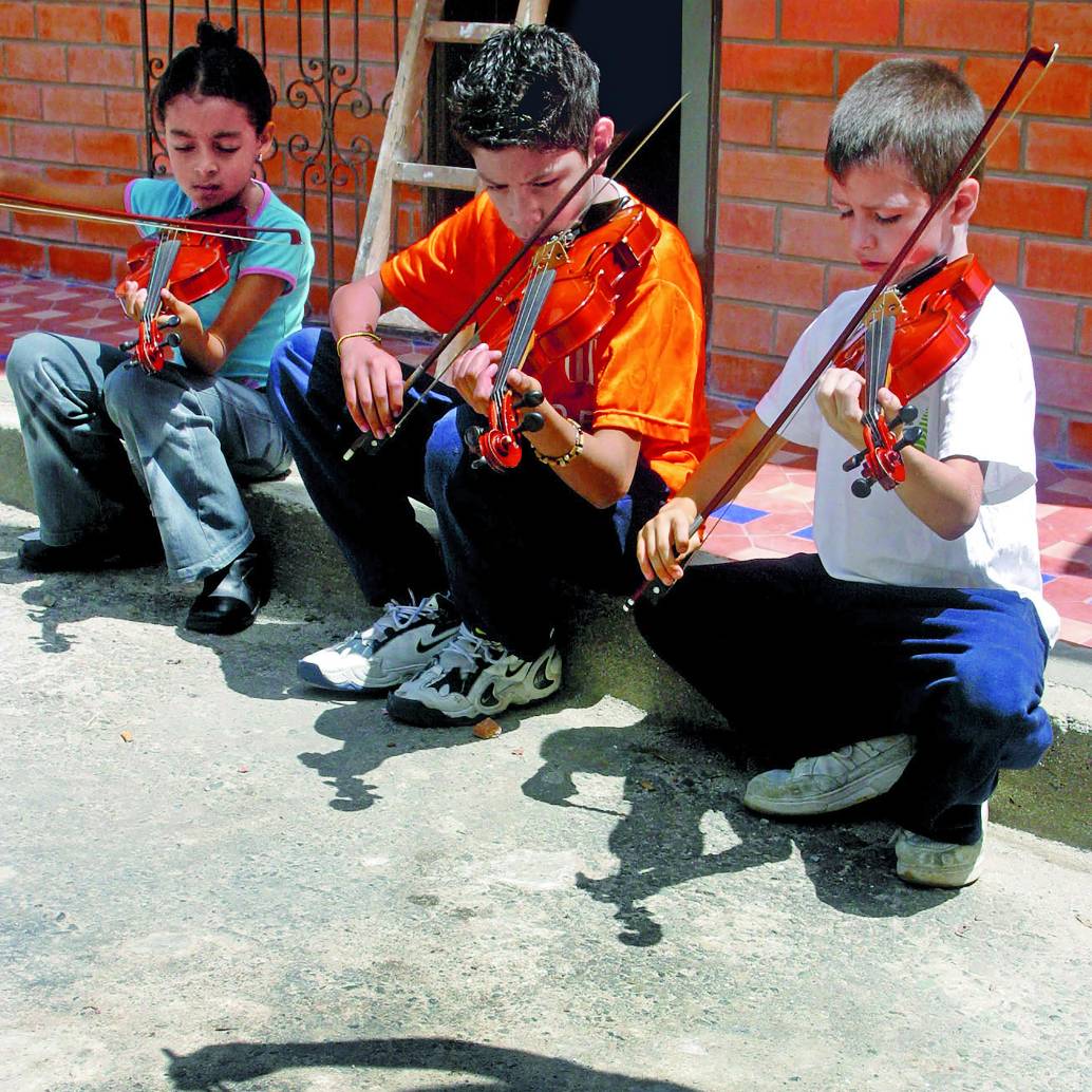 Músicos del futuro. Imagen que hace parte de la serie ganadora del III Salón Nacional de Fotografía. FOTO: Manuel Saldarriaga.