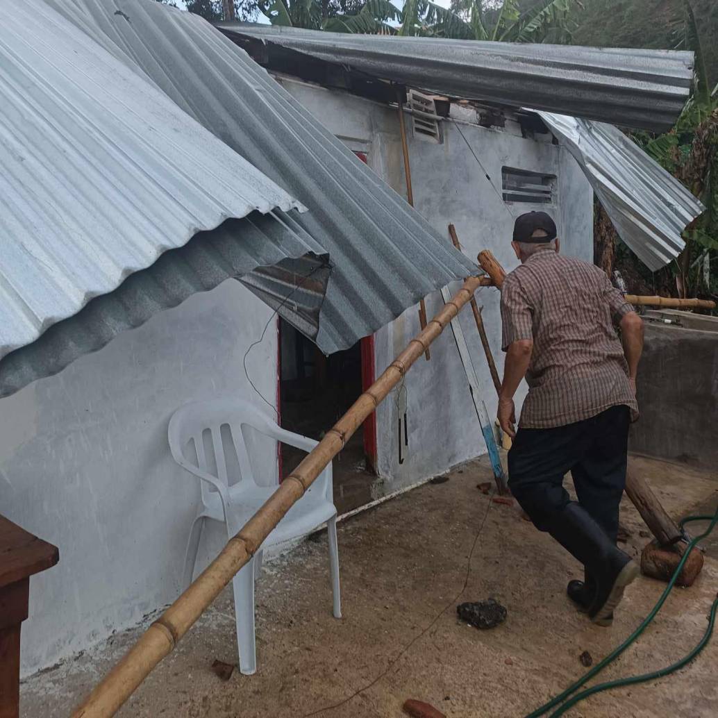 Una de las casas afectadas por el vendaval de Amagá. FOTO: Tomada de Amagá Somos Todos