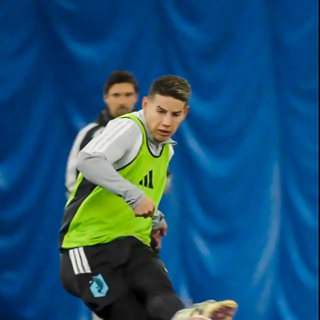 James Rodríguez ya entrena con su equipo, pero aún no recibe el visto bueno para debutar. FOTO IMAGEN TOMADA DE UN VIDEO DEL MINNESOTA FC