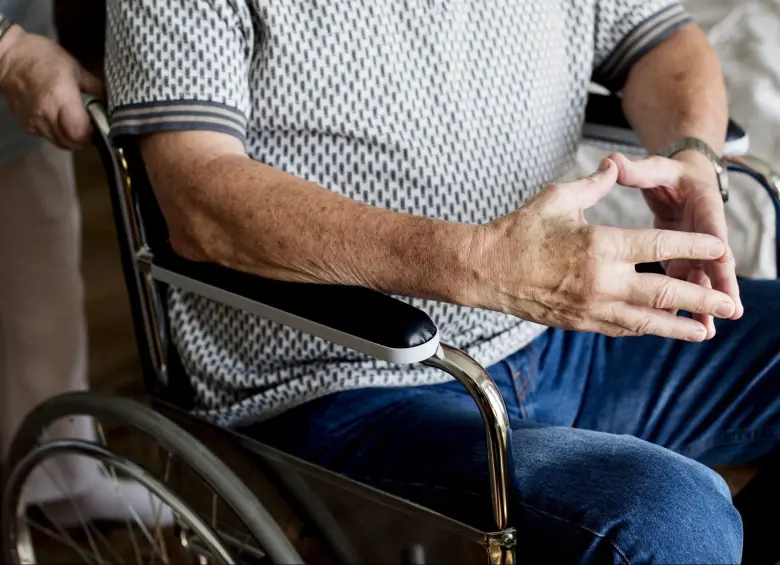 Así se agruparon pacientes con esclerosis múltiple para denunciar falta de medicinas