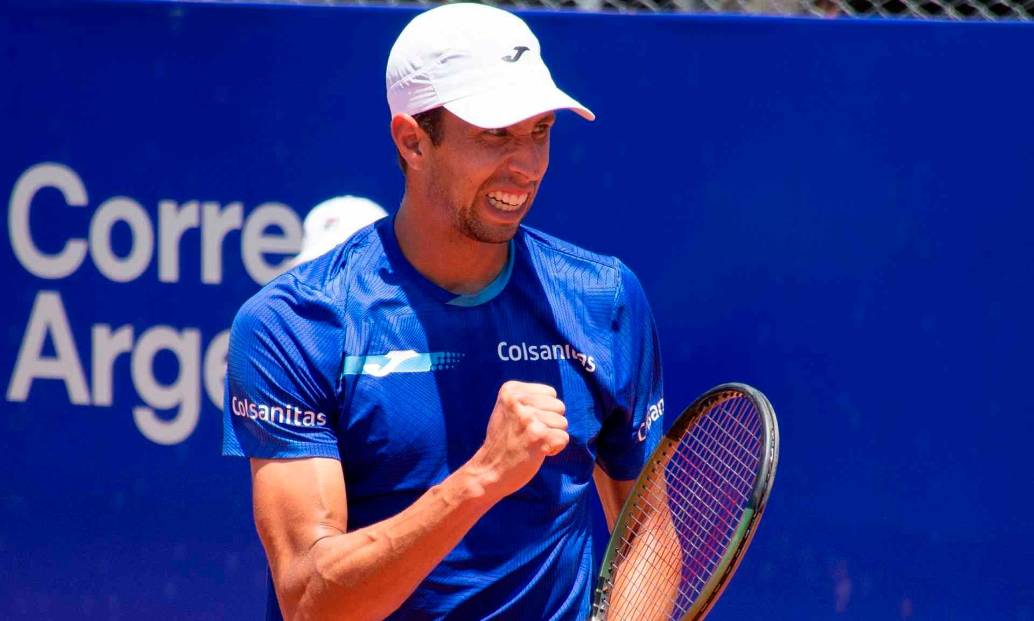 El santandereano Daniel Galán celebra su paso a segunda ronda del Roland Garros. FOTO CORTESÍA COLSANITAS