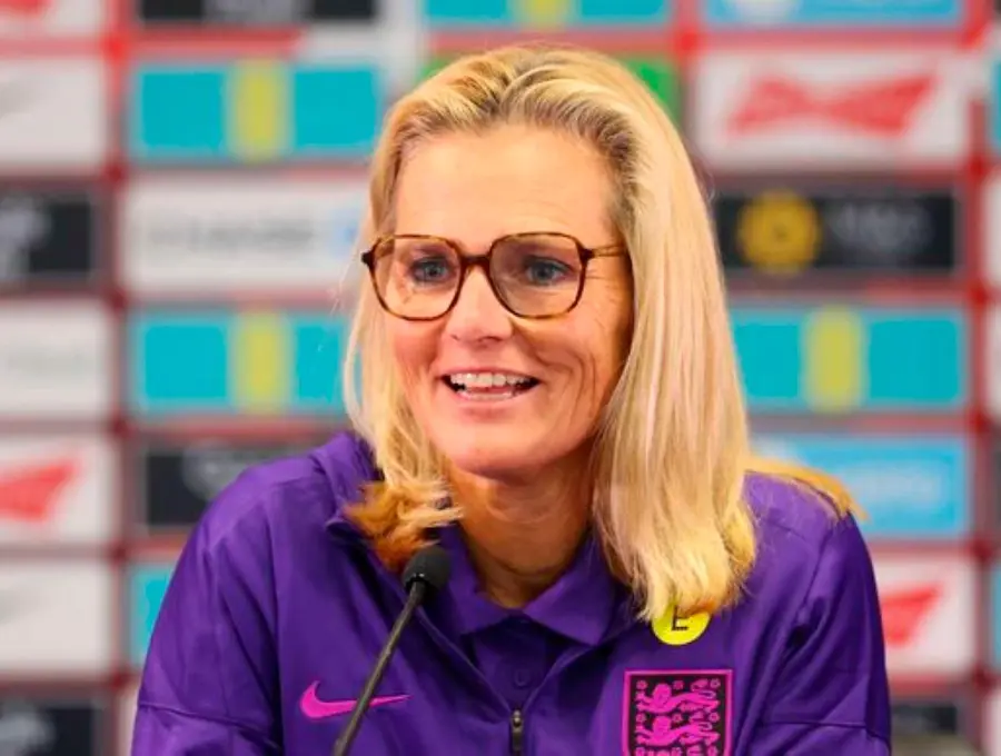 Sarina Wiegman, la entrenadora neerlandesa, campeona con Inglaterra de la Eurocopa femenina. FOTO TOMADA X@Football__Tweet