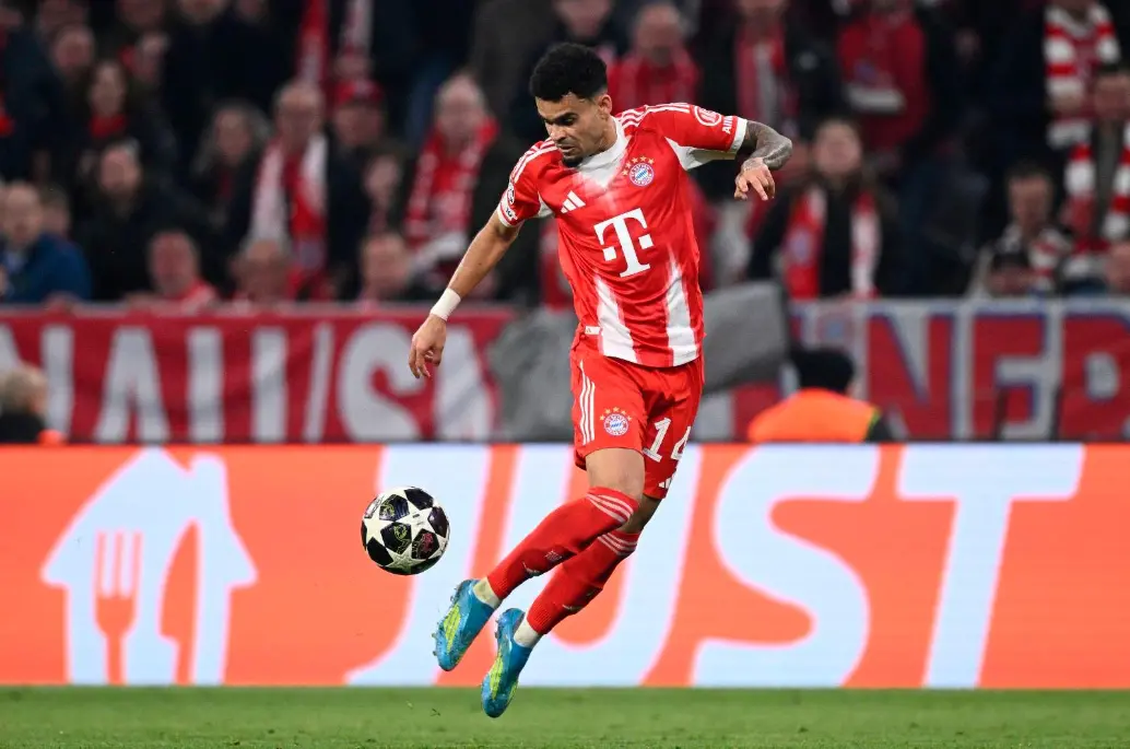 El colombiano Luis Fernando Díaz es titular con el Bayern Múnich para el duelo por la fecha 30 ante Stuttgar, que podría consagrarlos como campeón anticipado de la Bundesliga. FOTO GETTY 