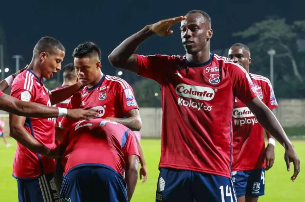 Fainer Torijano, Luis Sandoval y Baldomero Perlaza son titulares con el Poderoso para el duelo ante Unión Magdalena. FOTO MANUEL SALDARRIAGA