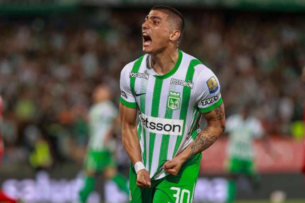 El delantero argentino Juan Bauzá es uno de los titulares de Atlético Nacional en el duelo ante Águilas Doradas, en el Atanasio Girardot. FOTO MANUEL SALDARRIAGA 