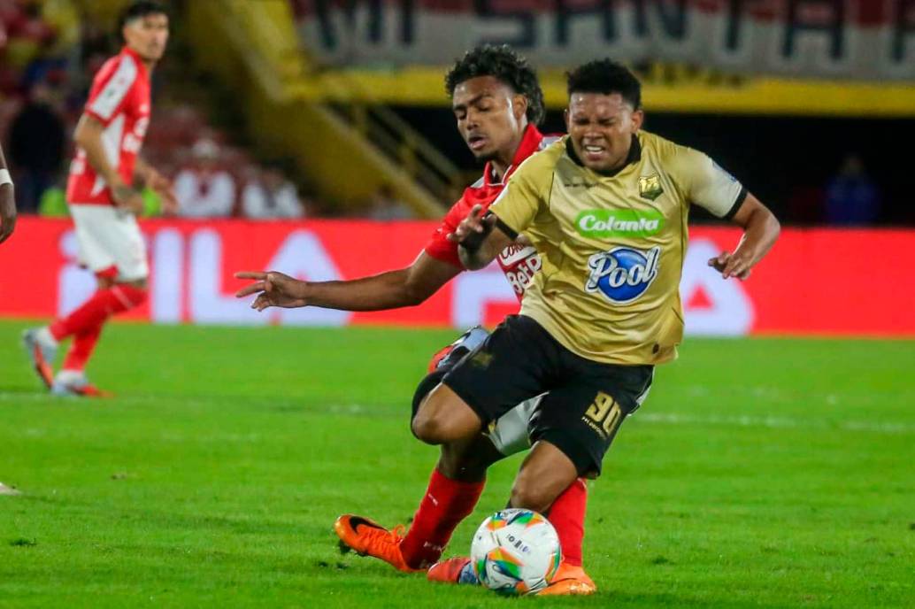 Águilas Doradas empató en su visita a Santa Fe en el estadio El Campín de Bogotá, en la primera fecha de la Liga Betplay. FOTO COLPRENSA 