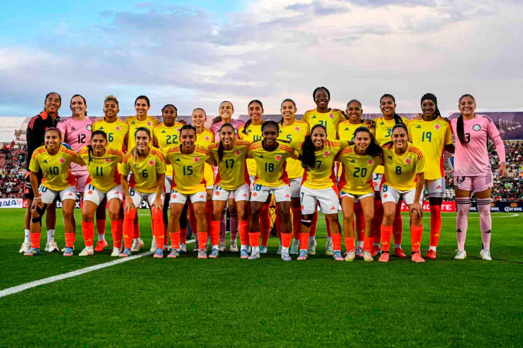 El técnico Ángelo Marsiglia entregó la lista de las 23 convocadas para la Copa América que se disputará en Ecuador, desde el 12 de julio. FOTO FCF