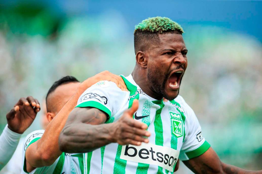 Dairon Asprilla marcó para la ventaja de Atlético Nacional en el estadio Metropolitano, y gana parcialmente 0-1 ante Junior. FOTO MANUEL SALDARRIAGA