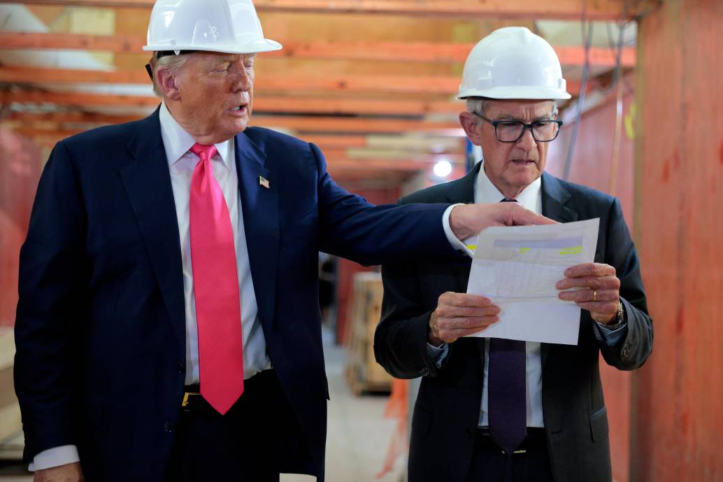 Presidente Donald Trump y presidente de la FED, Jerome Powell. FOTO: GETTY
