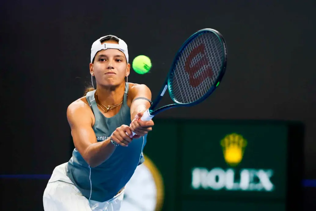 Emiliana Arango volvió a ganar en Bogotá y ya está en semifinales de la Copa Colsanitas que se disputa en la cancha de Colsubsidio. FOTO GETTY 