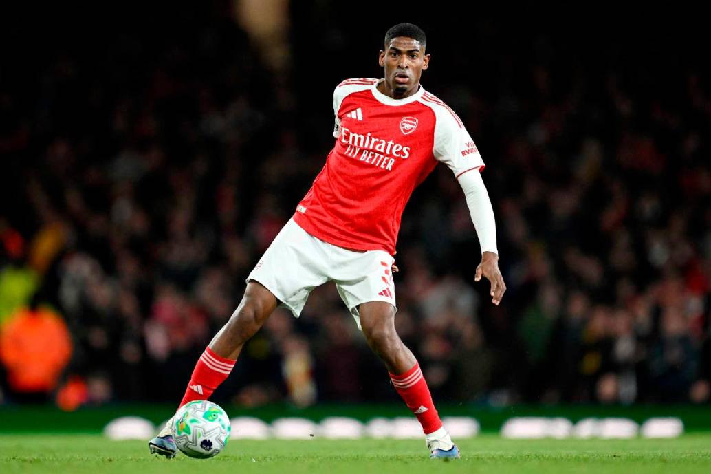 El defensa Christian Mosquera nacido en Alicante de padres colombianos y que milita en el Arsenal fue convocado a la selección de España. FOTO GETTY