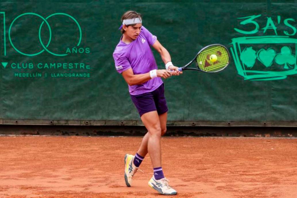 El antioqueño Miguel Tobón Jr. en acción durante una competencia en el Club Campestre Medellín. FOTO EC 